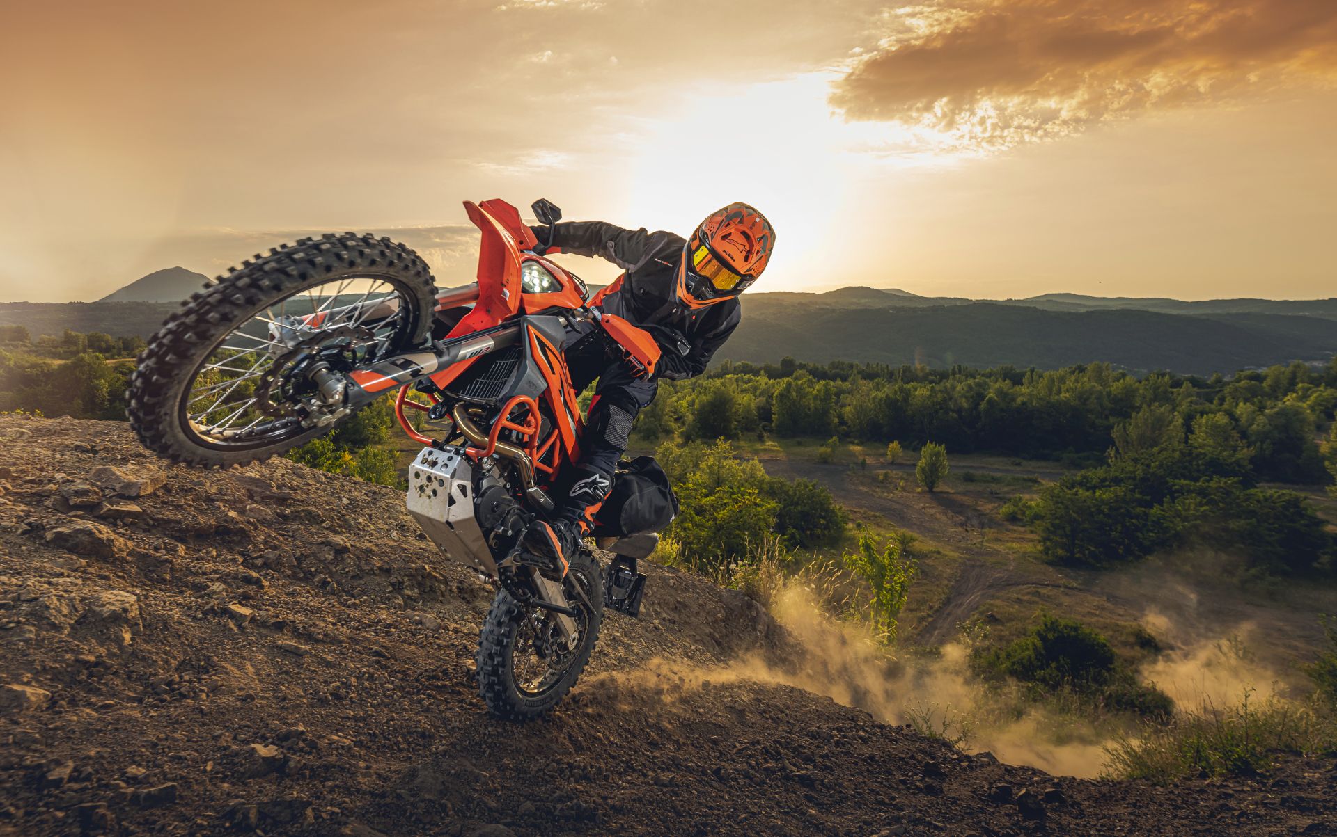 466803_MY23 KTM 690 ENDURO R – Action – Cat B_MY23_01 PICTURES (1)